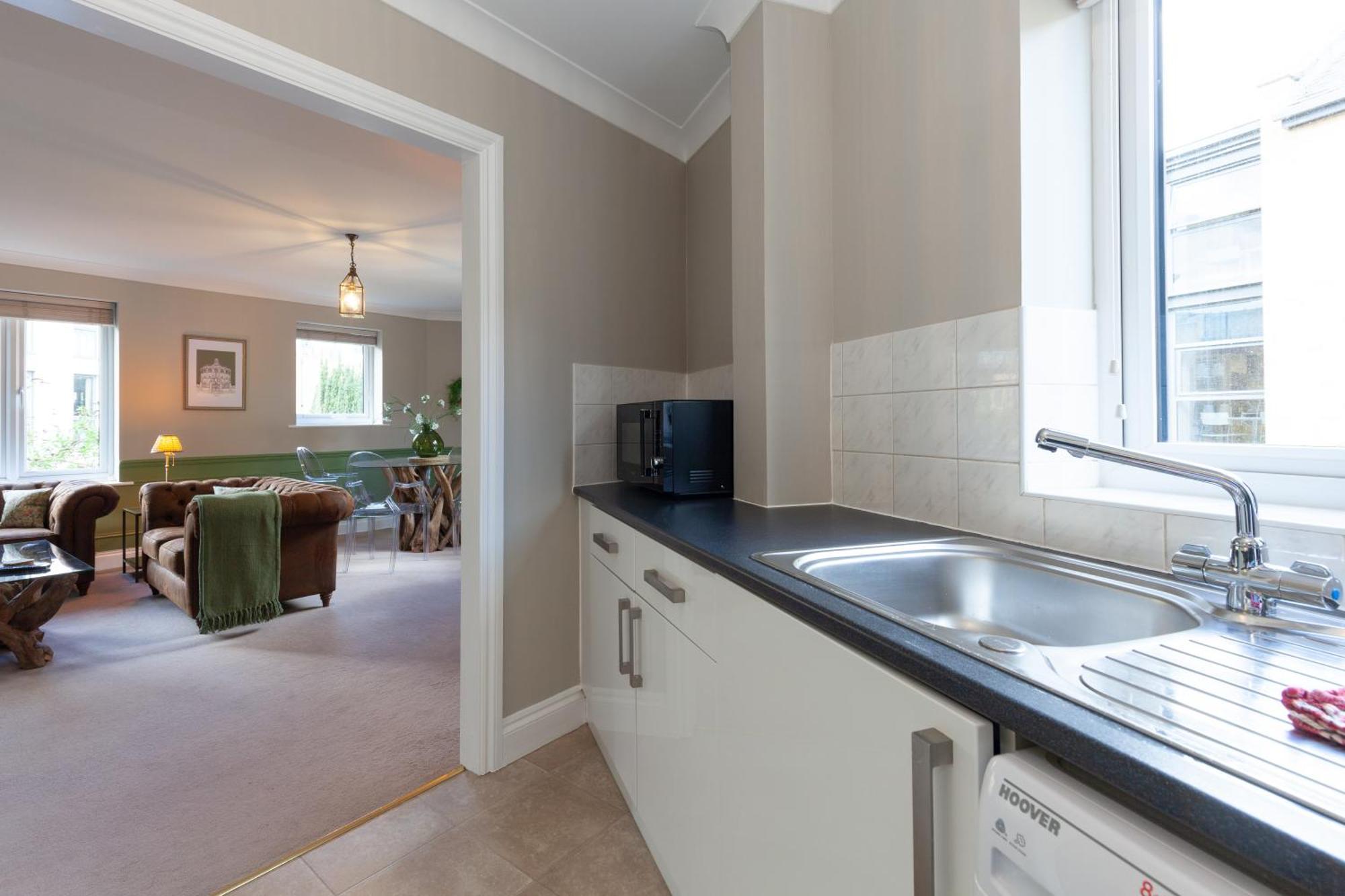 A Gem Nestled In The Heart Of Oxford With Parking! Apartment ภายนอก รูปภาพ