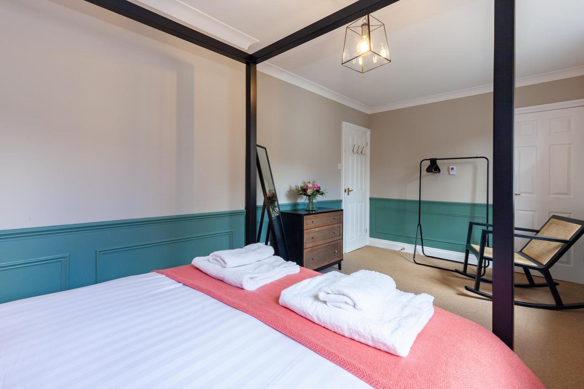 A Gem Nestled In The Heart Of Oxford With Parking! Apartment ภายนอก รูปภาพ