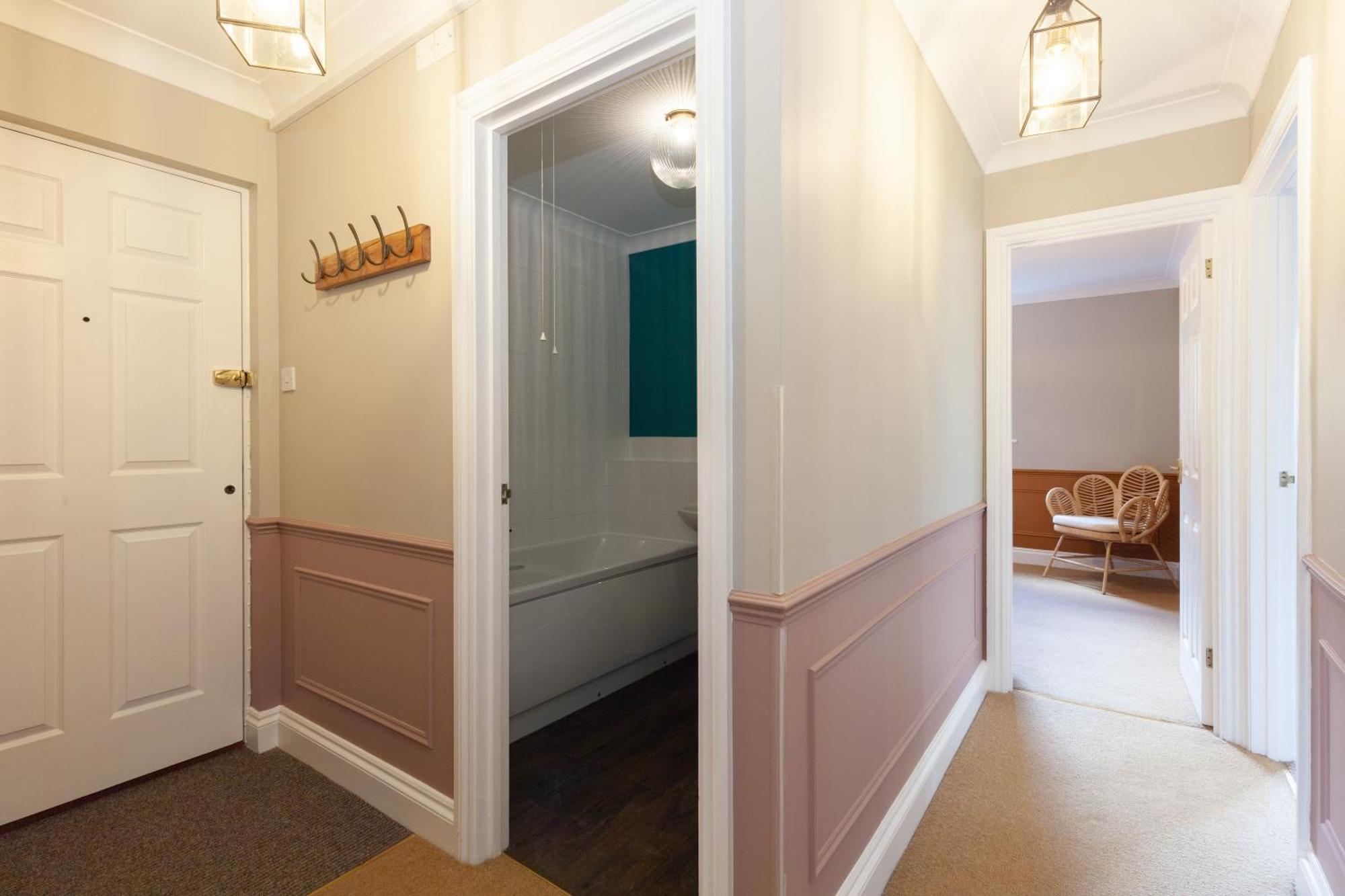 A Gem Nestled In The Heart Of Oxford With Parking! Apartment ภายนอก รูปภาพ