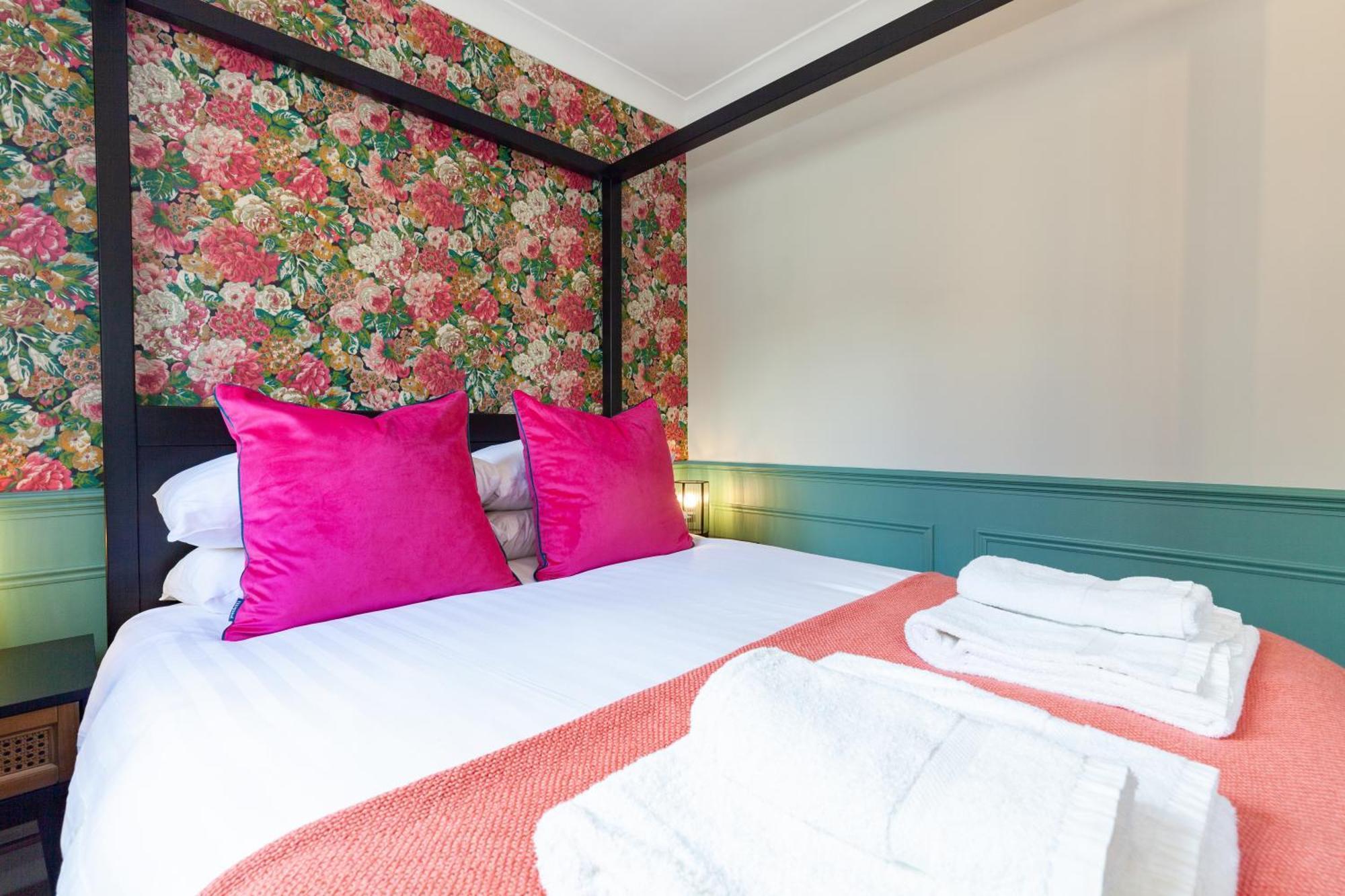 A Gem Nestled In The Heart Of Oxford With Parking! Apartment ภายนอก รูปภาพ