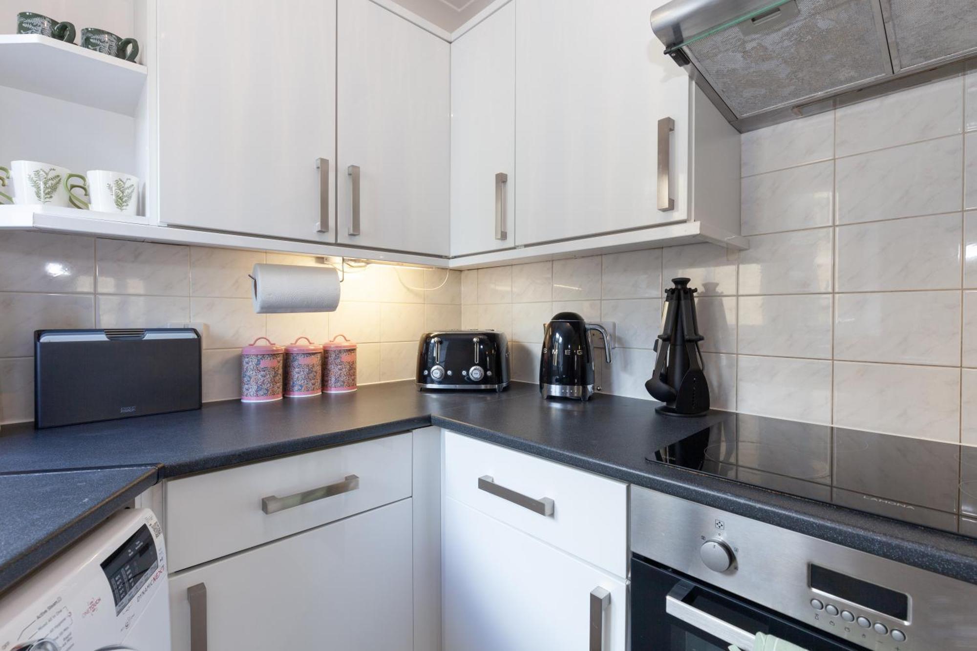 A Gem Nestled In The Heart Of Oxford With Parking! Apartment ภายนอก รูปภาพ