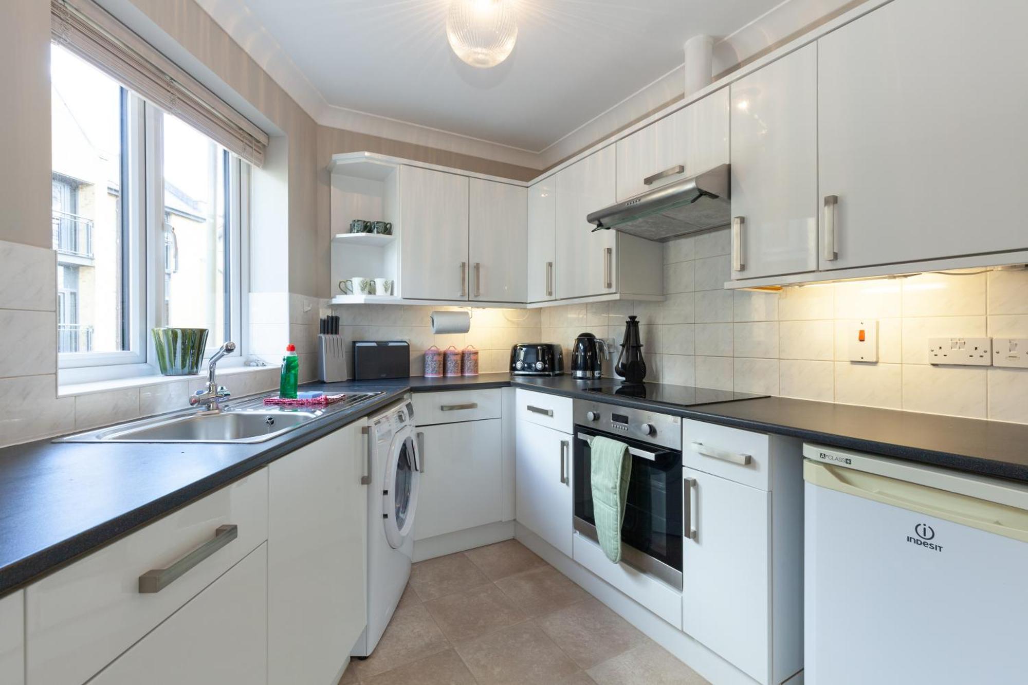A Gem Nestled In The Heart Of Oxford With Parking! Apartment ภายนอก รูปภาพ